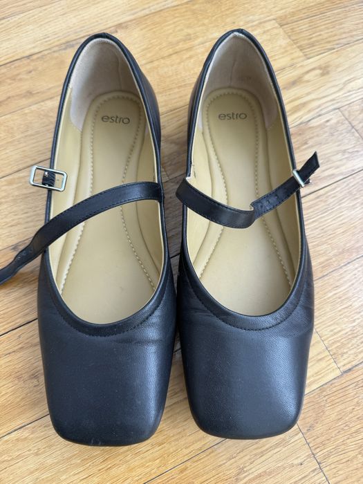Шкіряні Балетки estro