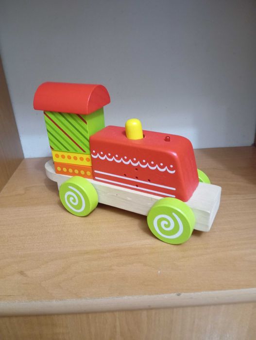 Інтерактивний дерев’яний паровозик конструктор сортер потяг Playtive