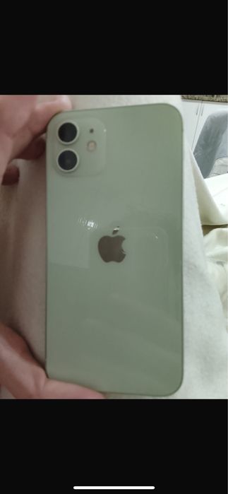 Iphone 12 como novo