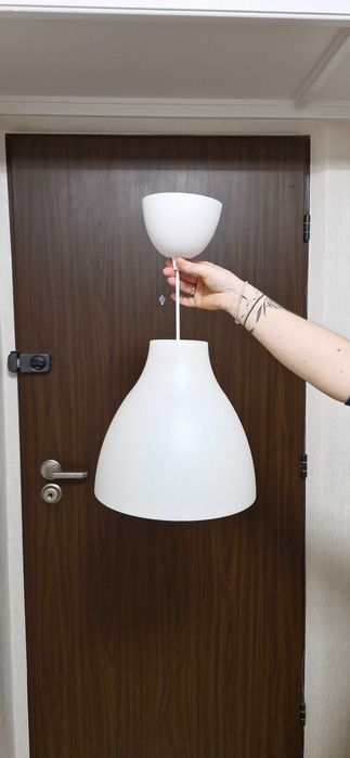 Lampa wisząca biała pojedyncza