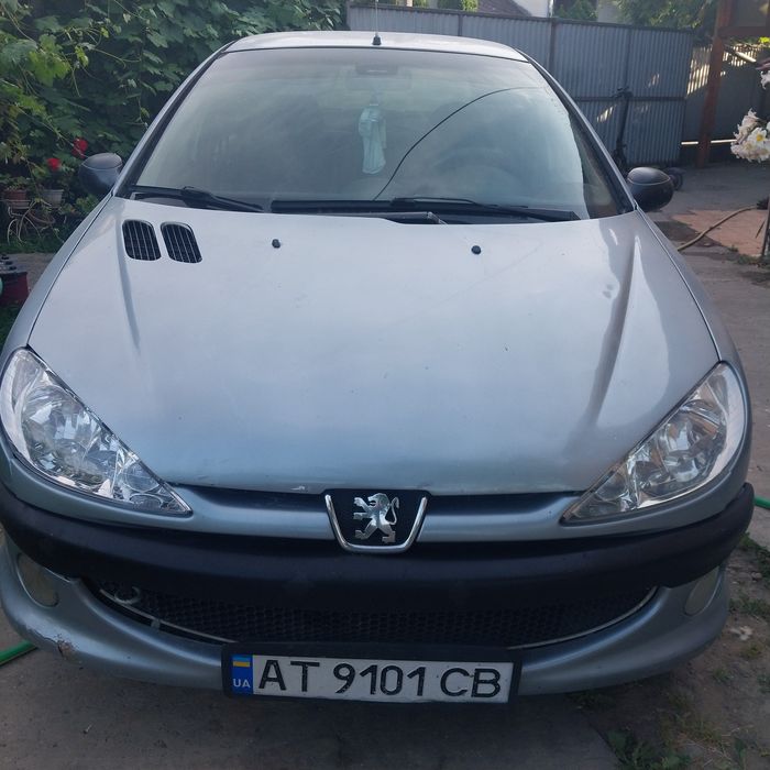 Авто на ходу,все працюе,любе переоформлення,можливий обмін .