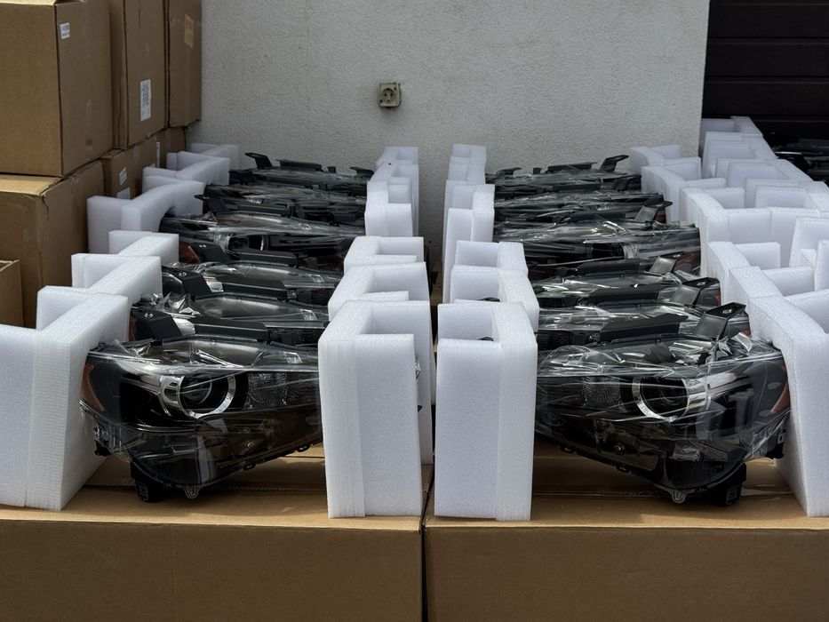 Фара фари  права ліва Mazda cx5 cx50 cx70 cx90 мазда цх 5 50 70 90