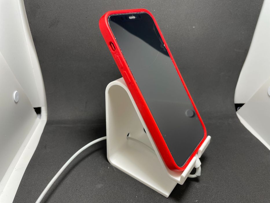 Stojak na iPhone