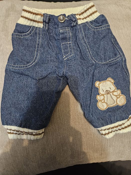 Spodnie jeansowe 62 z misiem