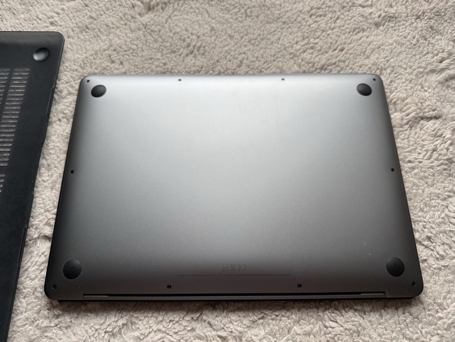 Apple Macbook Air 13 M1 8/256