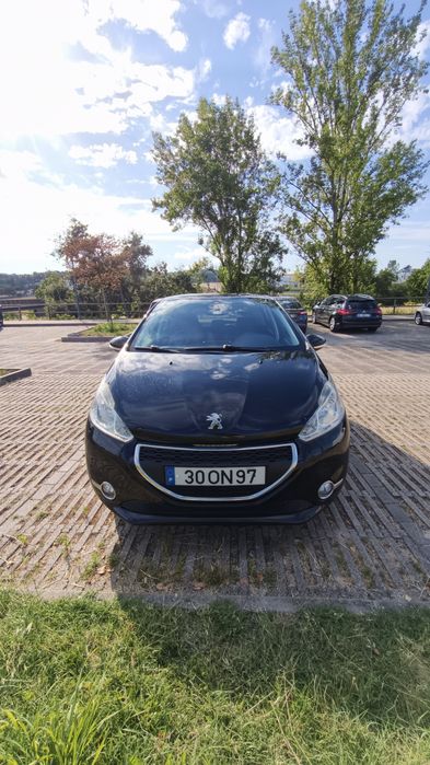 Peugeot 208 1.2 Active – 2014