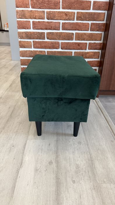 Pufa/podnóżek z opcją przechowywania