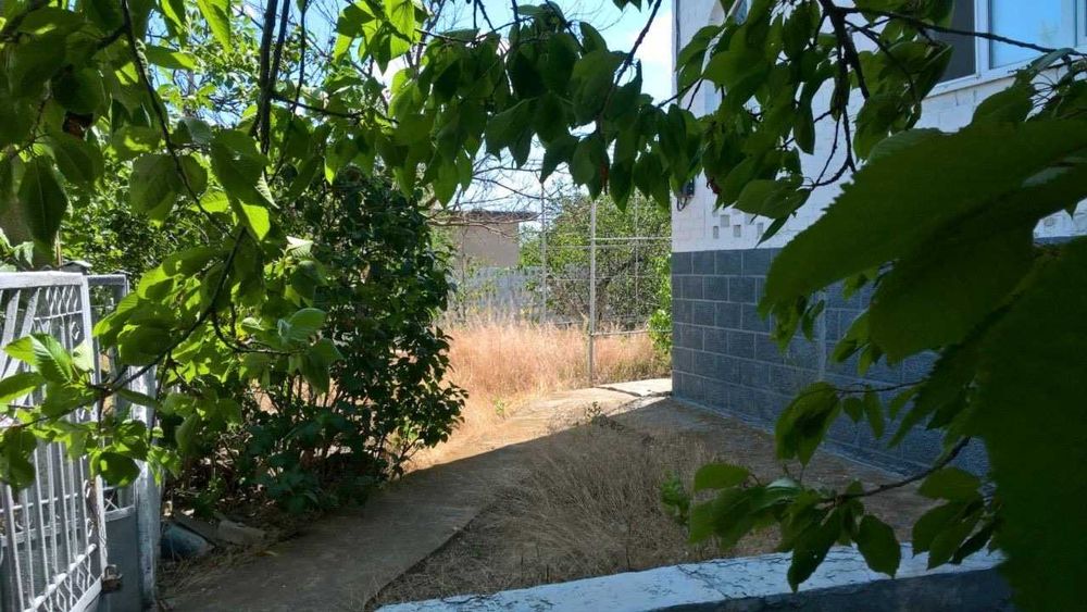 Добротная дача в Кошарах с видом на Тилигульский лиман