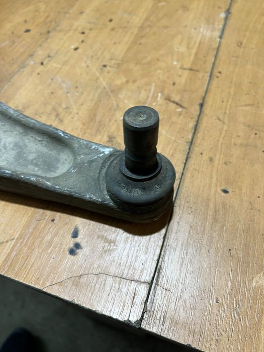 Рычаг передний левый опель инсигния 2008-2013 13318884 13273604