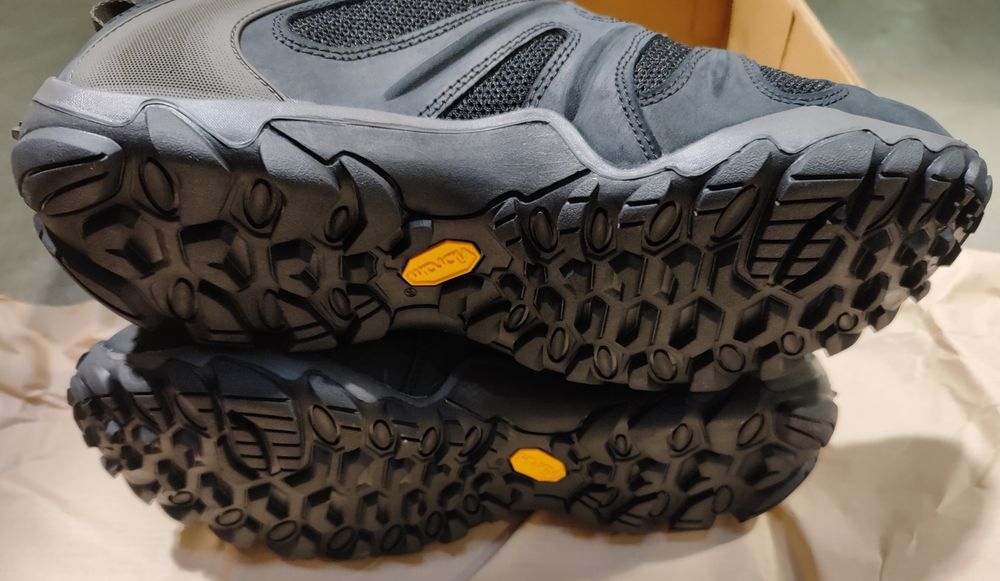 Ténis Merrell Chameleon tam. 44