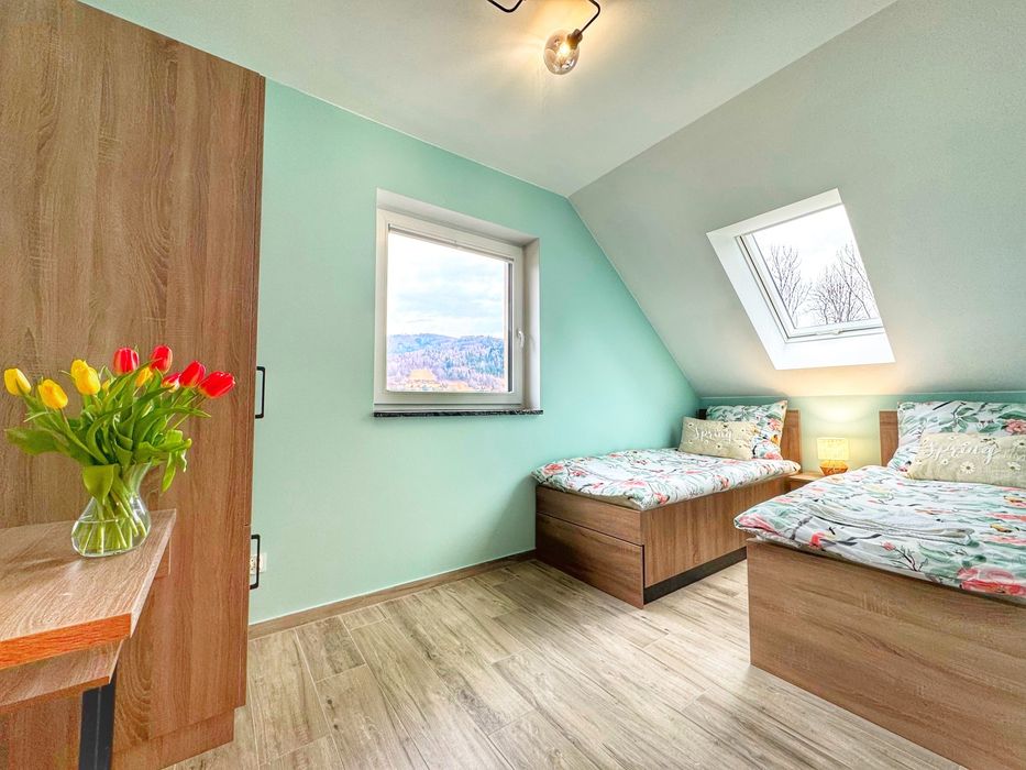 Domek z jacuzzi/sauną w górach,blisko rzeki i lasu,2-16 osób