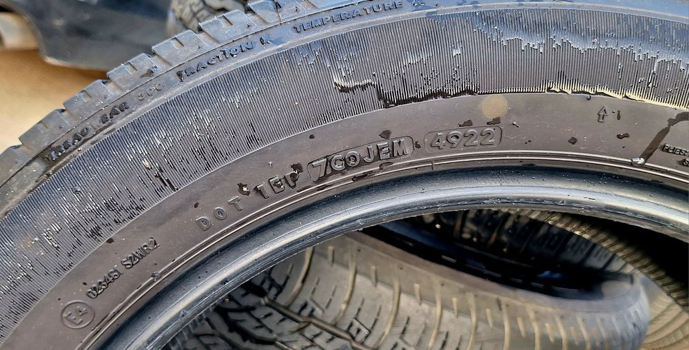 Opony Bridgestone Dueler H/T D687 235/55r18