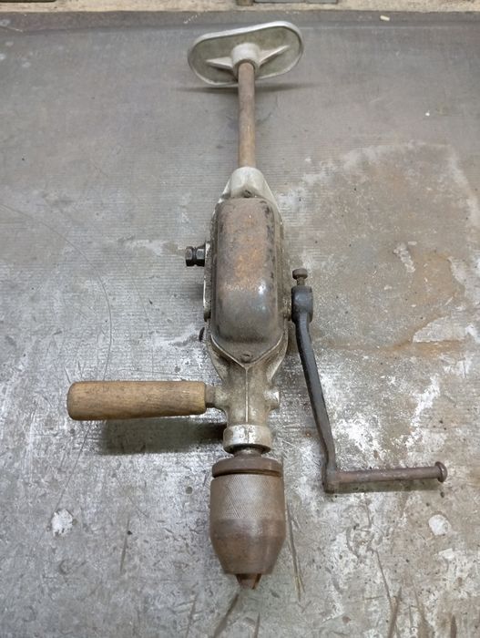 Старинная антикварная ручная дрель сверлильний станок коллекцию хобби