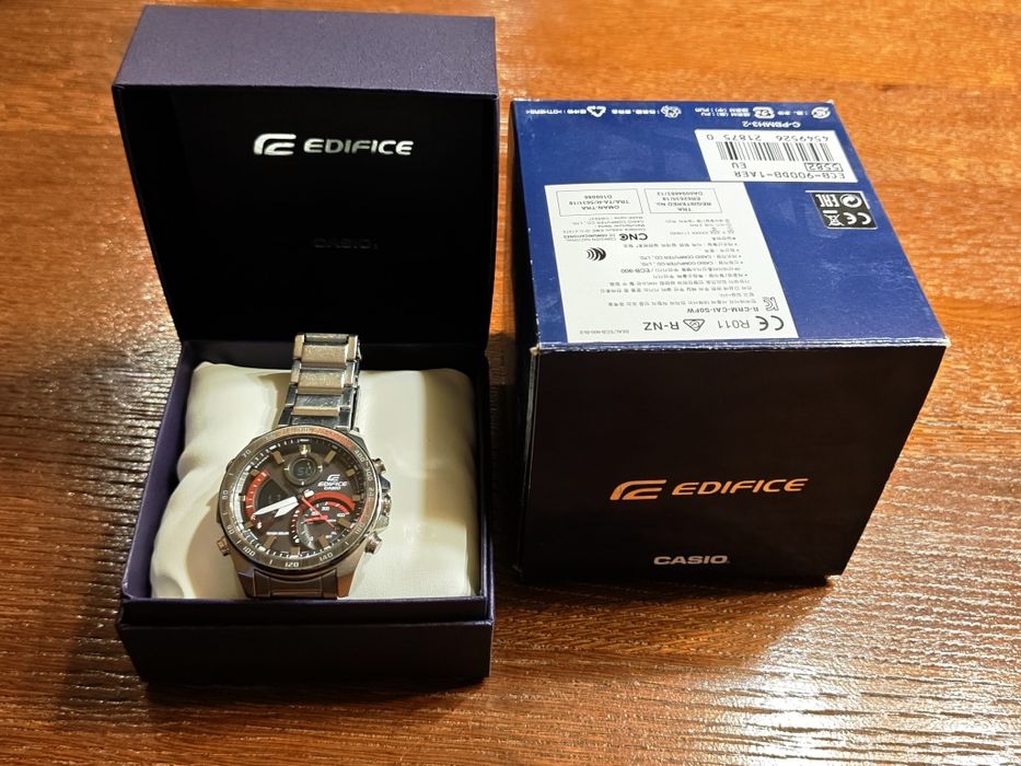 Zegarek Casio Edifice ECB-900