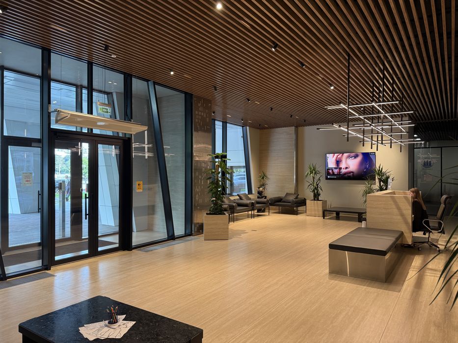 Топ Фасад, 174 кв.м, McDonald's, Manhattan/Манхетен, Берестейський 11