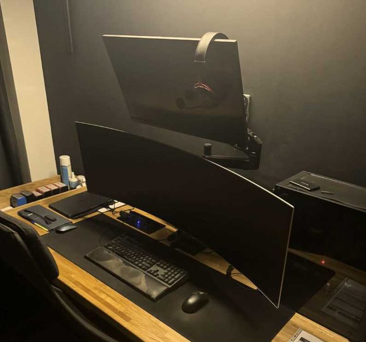 Monitor Samsung Odyssey OLED G9 G93SD 49" 240Hz DQHD - stan bardzo dobry/idealny