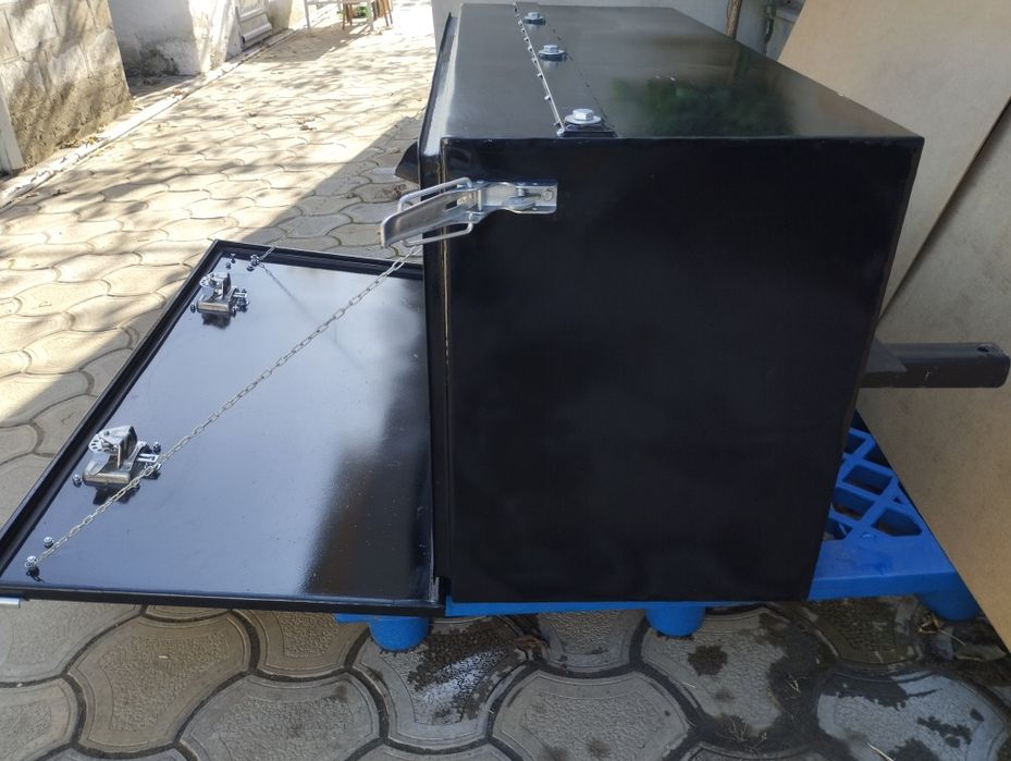 Ящик на грузовой автомобиль,прицеп,полуприцеп