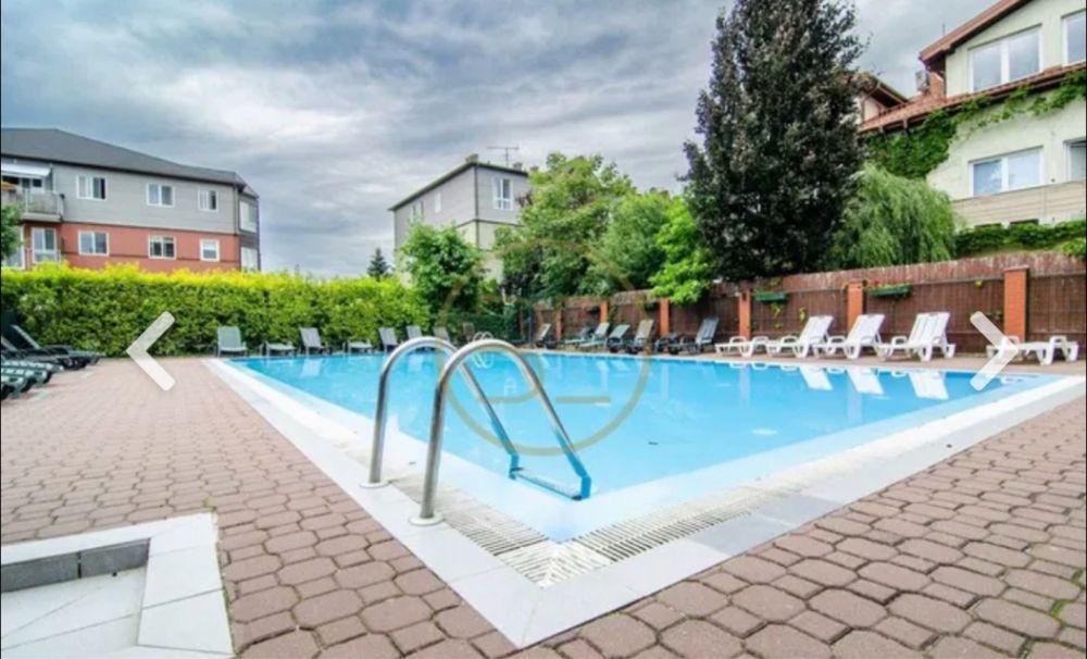 3 pok SEGMENT z ogrodem, miejscem postoj Józefosław - basen, silownia