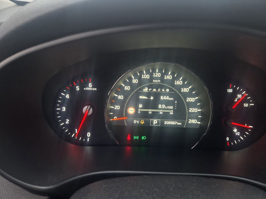 KIA SORENTO  4x4 automat ,7osobowa