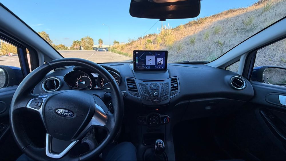Vendo Ford Fiesta - 99.000km - CarPlay — photo 2