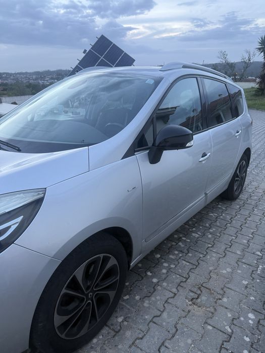 Renault Grand Scenic foto 2