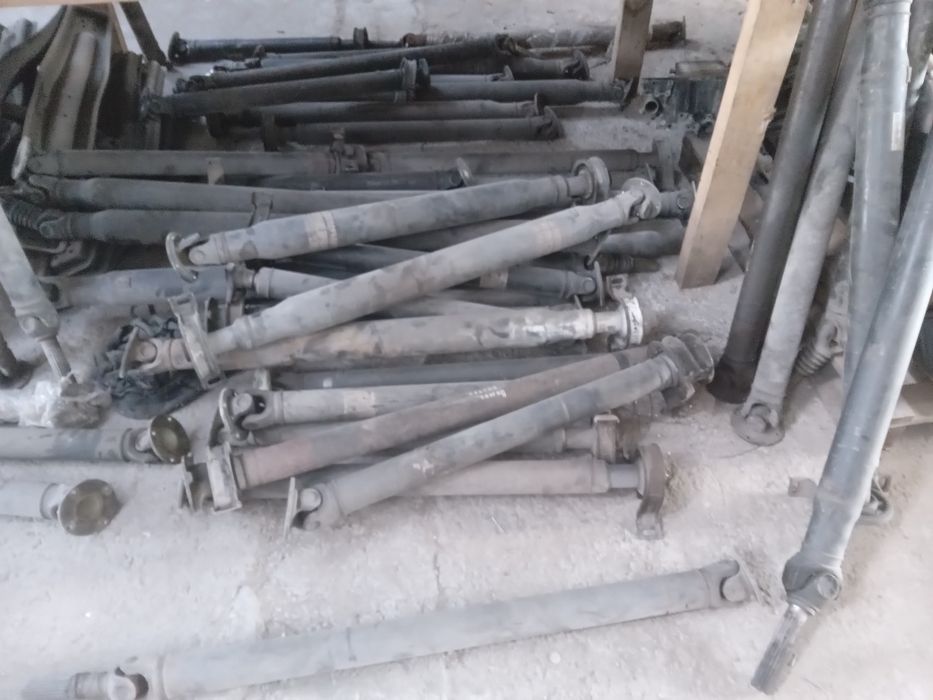 Кардани з гарною хрестовиною