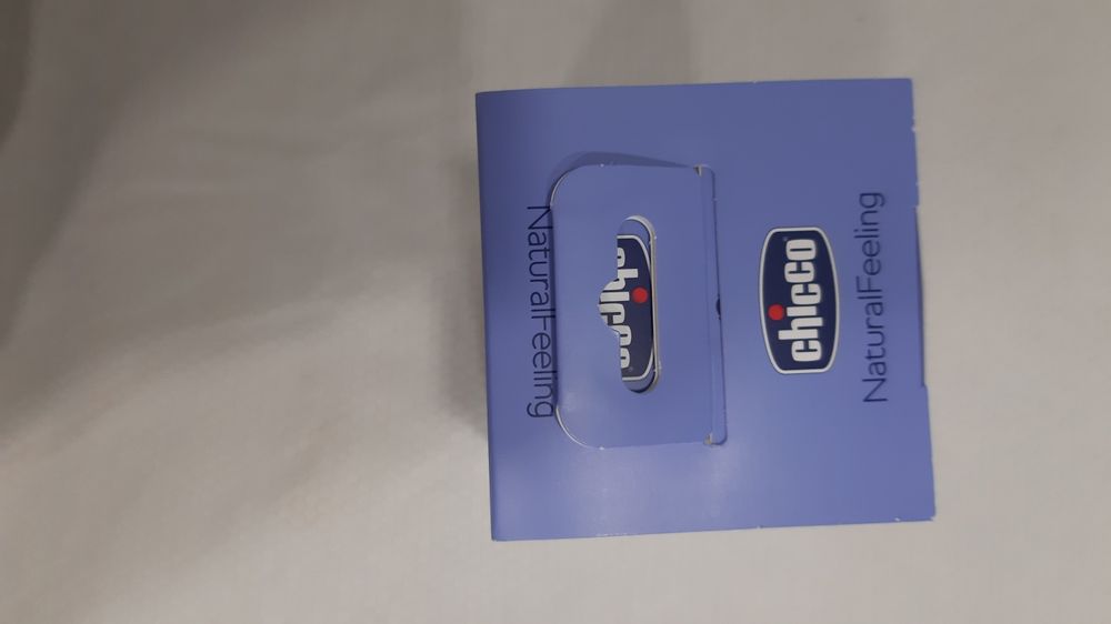Biberão chicco natural feeling