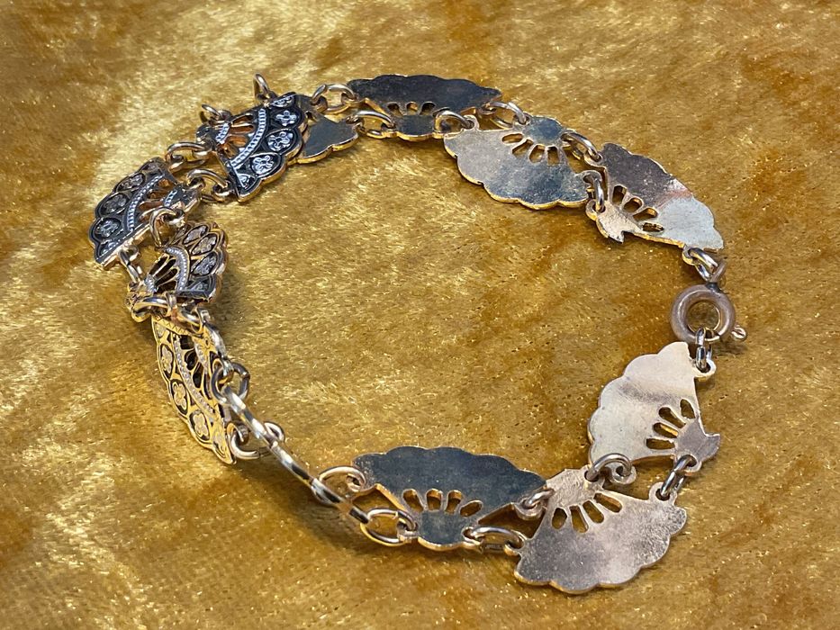 Pulseira tema leques cor ouro 20 cm