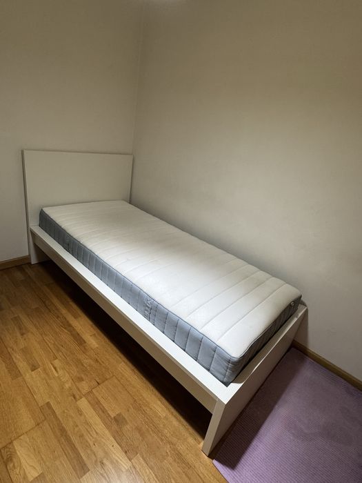 Cama e colchão solterio confortável e prático ( conjunto ou separado)