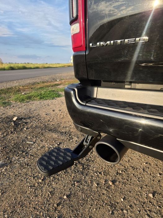 Ram 1500  Limited 5,7 hemi  v8 2019г