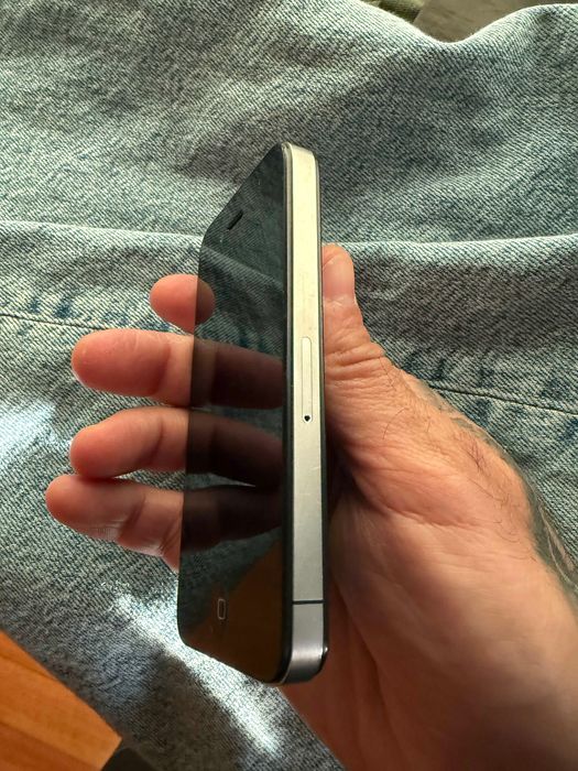 iPhone 4 - Em bom estado