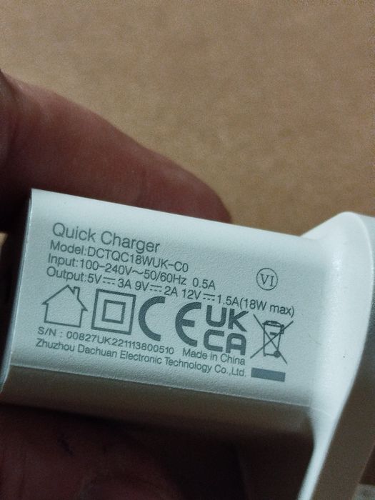 Ładowarka USB fast charging UK plug (A5)