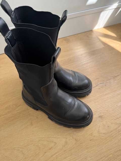 Botas pretas estilo Chunk - H&M
