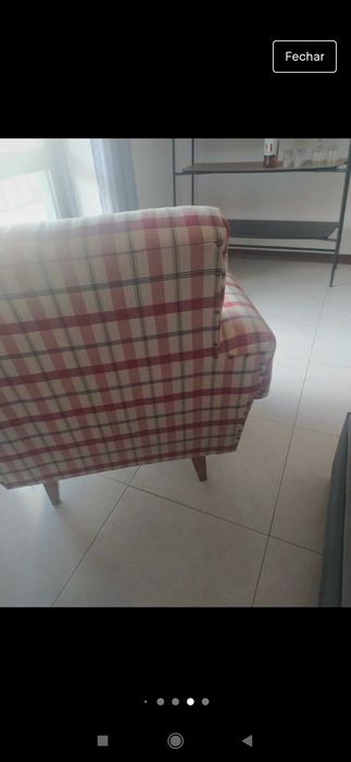 Sofá de um lugar estofado