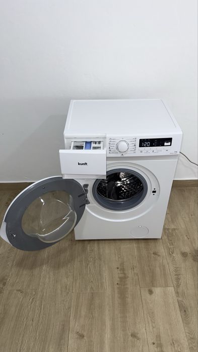 OPORTUNIDADE! Máquina de Lavar Roupa KUNFT KWM8809 (8 kg - 1400 rpm - Branco)