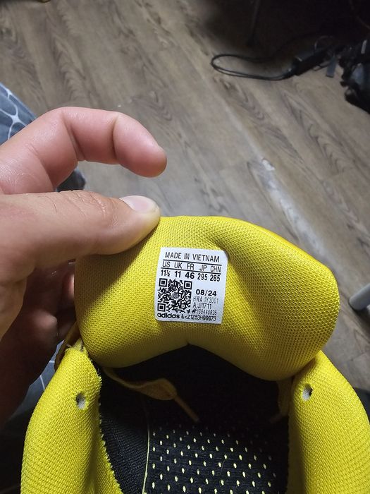 Adidas grand court yellow