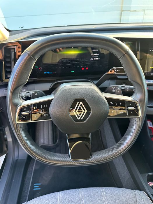 Renault Mégane E-Tech EV60 220hp optimum charge Equilibre