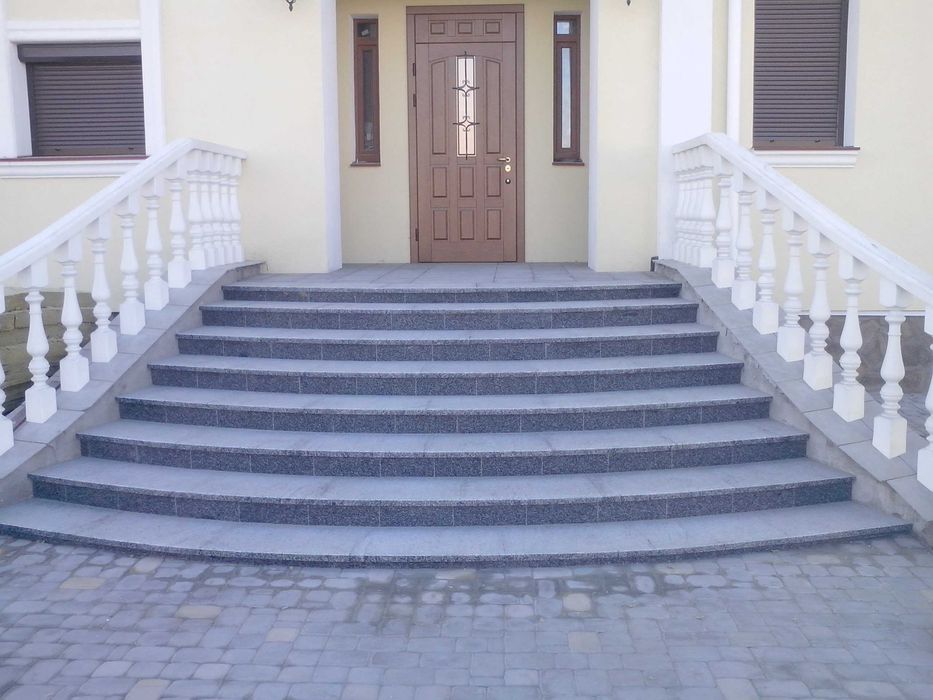 Граніт та роботи по вкладанню граніту