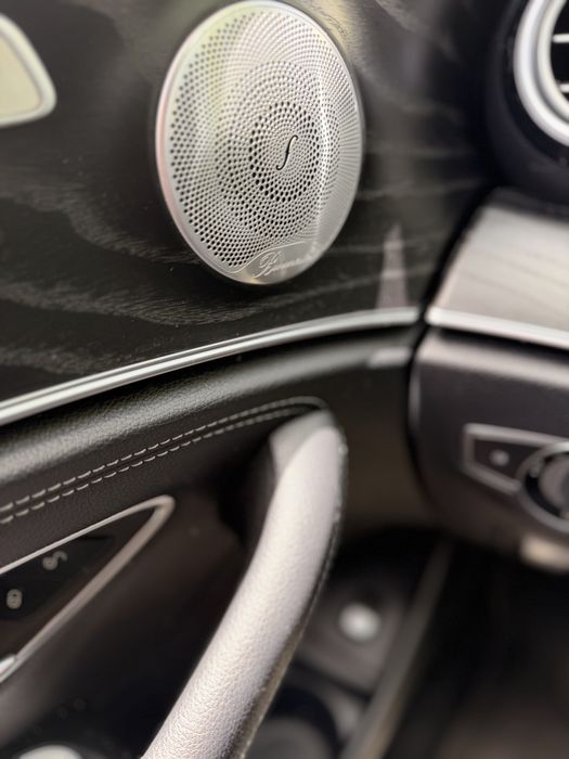 Mercedes-Benz E 300 Plug-in Hybrid Diesel