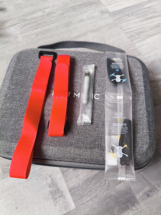 Dron DJI Mini 2 SE jak nowy mały lekki