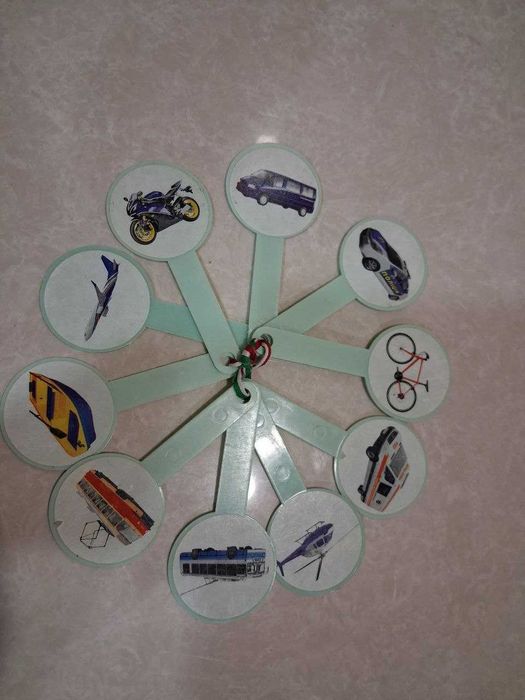 Набор іграшок віяло Транспорт часи веер пакет