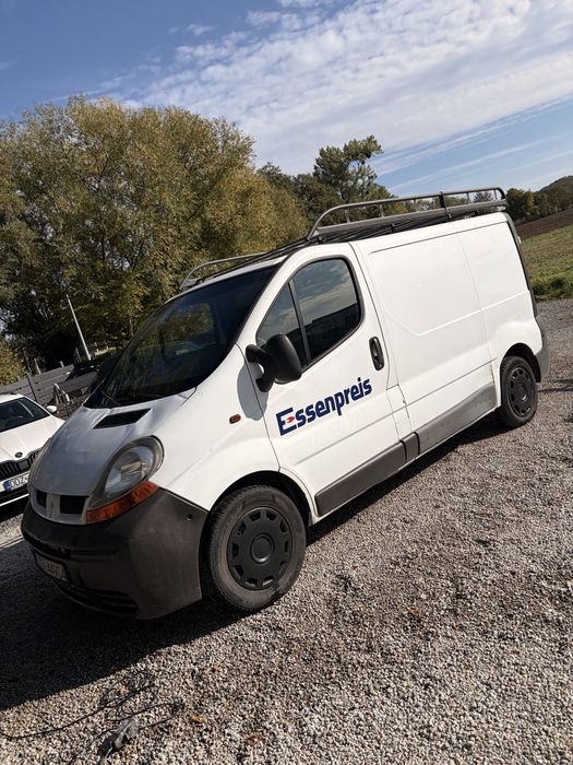 Renault trafic bus 1.9