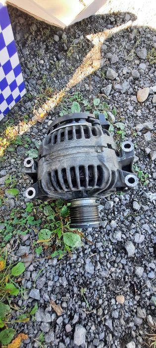 Генератор W211 mersedes,1.8compresor