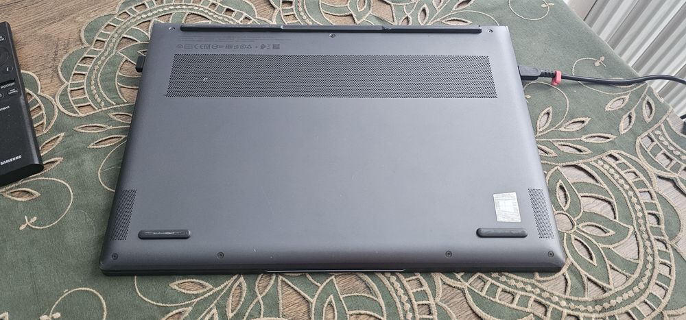 Lenovo Yoga Slim 7 Pro