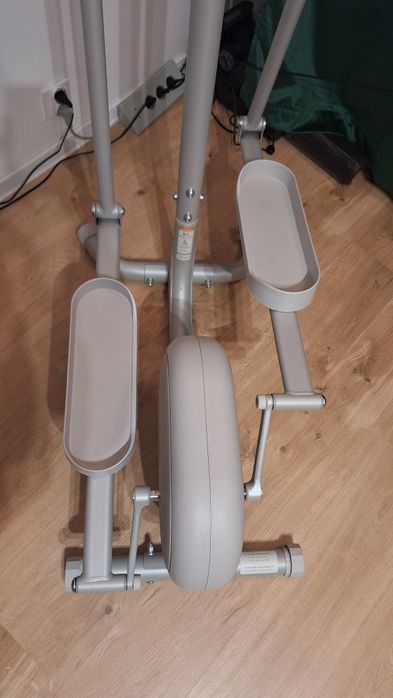 Rower eliptyczny Domyos Initial Elliptical 300 samozasilający