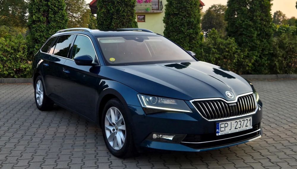 Skoda Superb Bezwypadkowy Rewelacyjne wyposażenie
