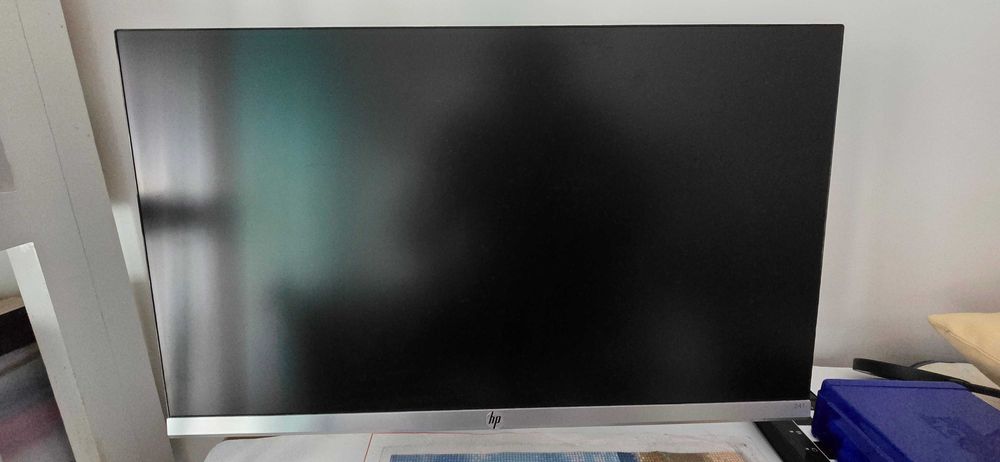 Monitor HP 24F (24'' - Full HD - LED IPS) Como Novo