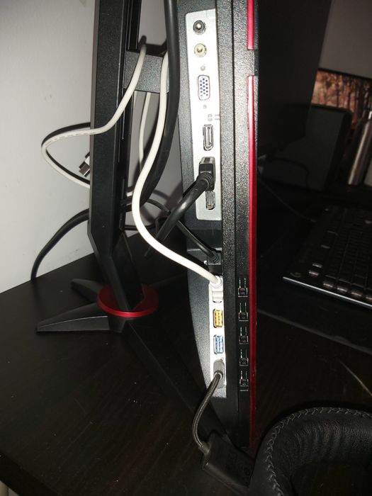 AOC 24G2U 144Hz IPS Full-HD FreeSynch and G-Synch compatible