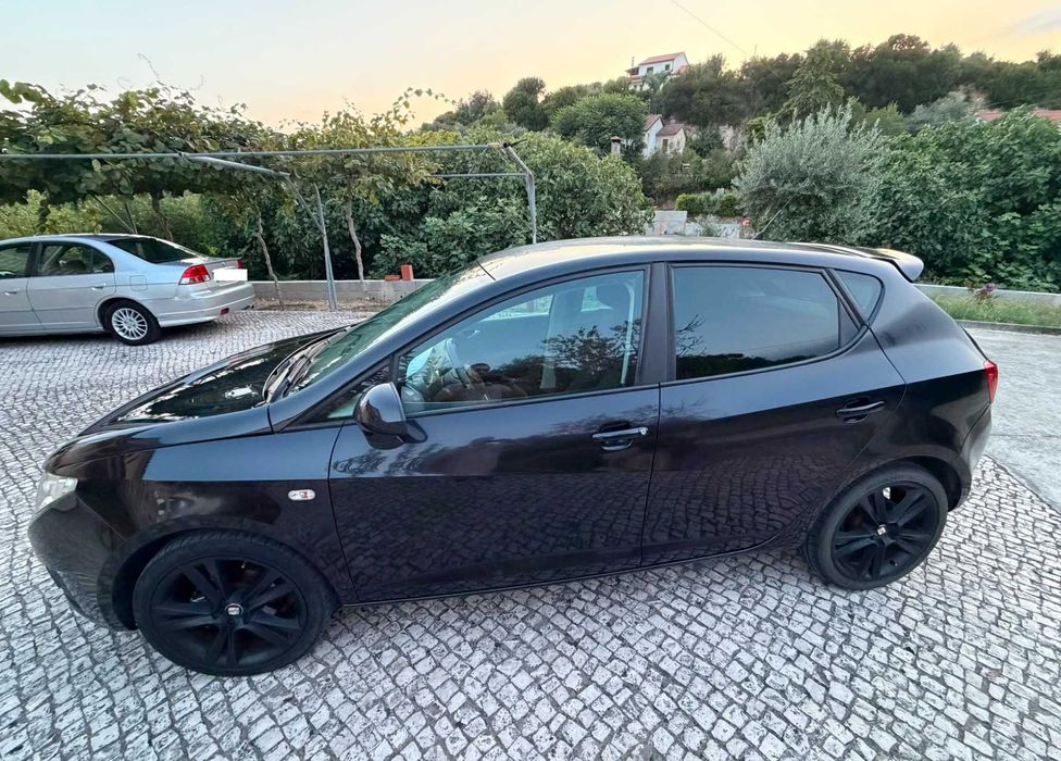 SEAT Ibiza 6J 1.6 TDI 90 CV de 2010