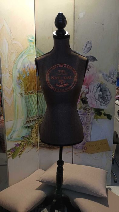 Manekin dekoracyjny shabby chic